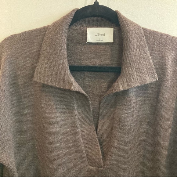 WILFRED Sz S Clara 100% Merino Wool Oversized Soft Long Sleeve Sweater Aritzia - Picture 3 of 12